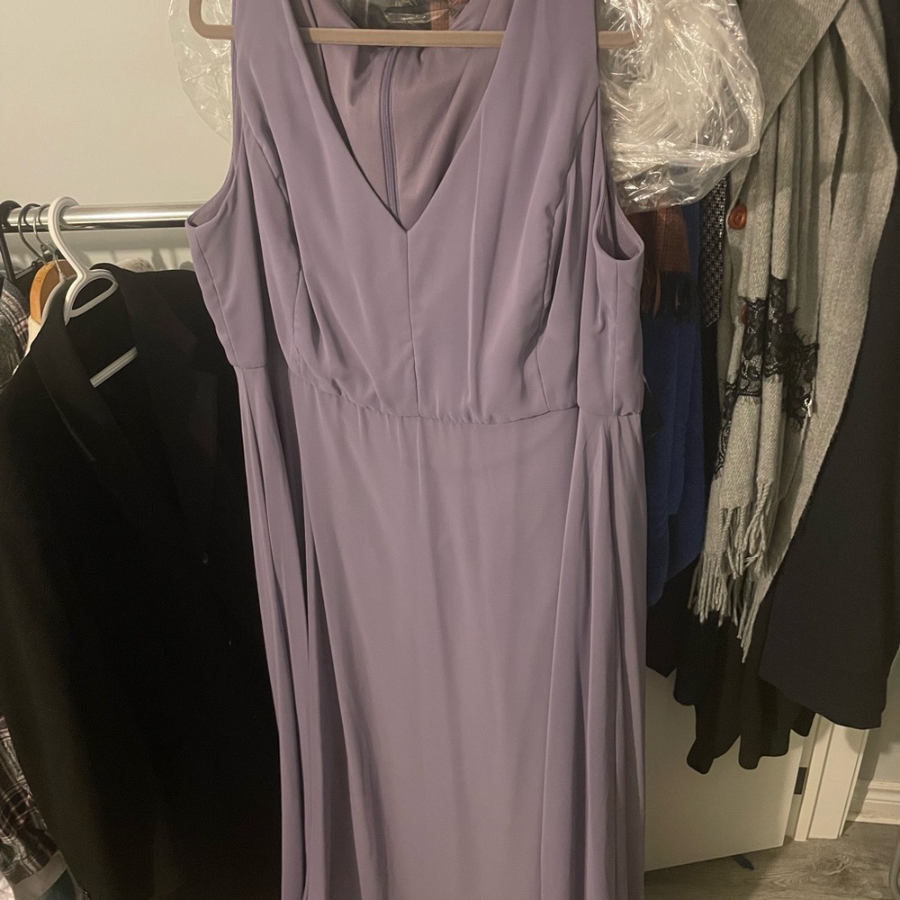 Bridal size 30 but altered to be smaller so it is in between 28/30